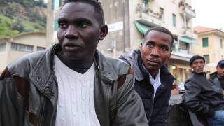 MIGRANTS  VINTIMILLE DERNIER OBSTACLE AVANT LA FRANCE [upl. by Stroup]