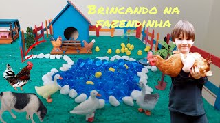 Fazendinha do Felipe  Pintinhos no Caminhão  Galinha de Verdade põe ovo  Vaca Boi Pato  Toy Farm [upl. by Sandon]