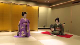 Kyoto geiko geisha Miehina with maiko on September 27 2014 [upl. by Coreen]