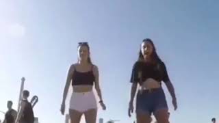 Rave On Techno Girls shuffle Dance Video [upl. by Ingvar787]