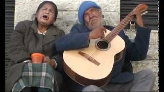 Ancianos ciegos cantando hermoso [upl. by Penoyer561]