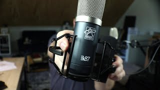 Vocal Mic Dynamic vs Condenser [upl. by Aneled886]