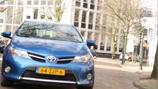 Toyota Auris Hybrid  Autoreview Consumentenbond [upl. by Taam992]