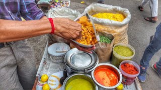 Mumbai Bhel Puri Wala  Best Roadside Mumbai street food  Street food India [upl. by Henryk]