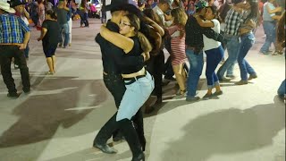 Asi se baila en Chihuahua [upl. by Ludovick]