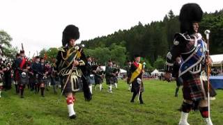 バグパイプ行進 Drumtochty Highland Games [upl. by Lurette652]