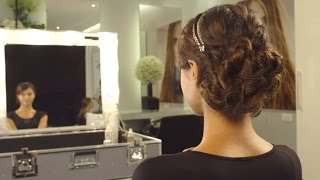 TUTO COIFFURE  Comment faire un chignon bas de mariage [upl. by Modern]